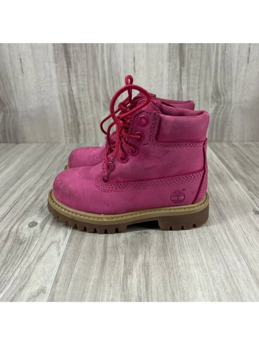 Timberland pink nubuck